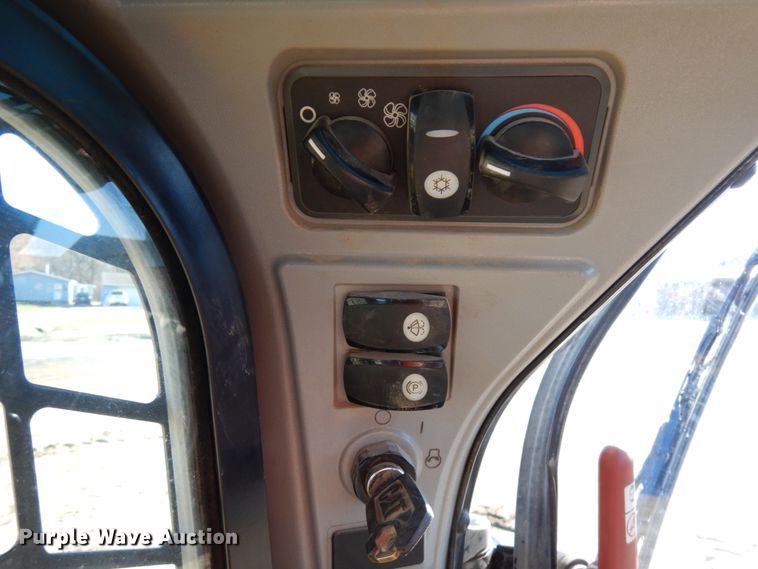 image for item DJ6043 2017 Caterpillar 279D  tracked skid steer loader