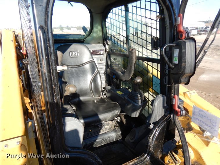 image for item DJ6045 2017 Caterpillar 279D  tracked skid steer loader