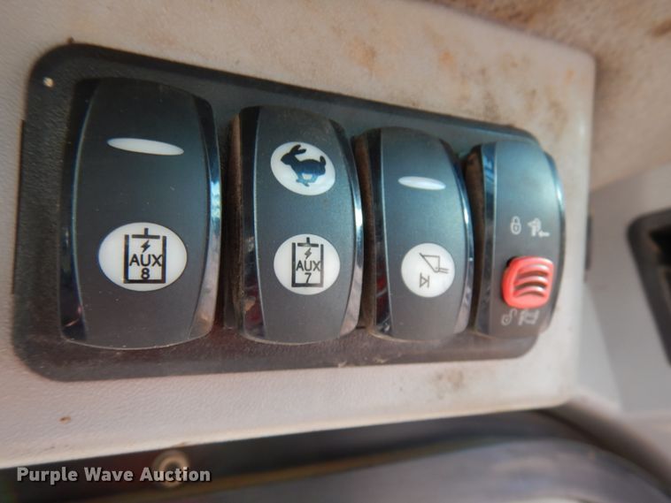 image for item DJ6045 2017 Caterpillar 279D  tracked skid steer loader