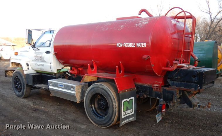 image for item DJ6049 1995 GMC TopKick  water truck