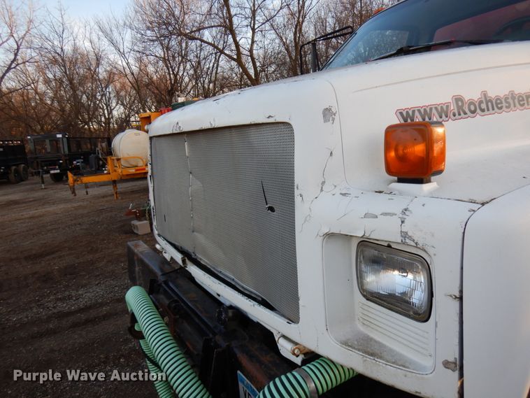 image for item DJ6049 1995 GMC TopKick  water truck