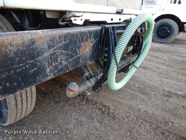 image for item DJ6049 1995 GMC TopKick  water truck