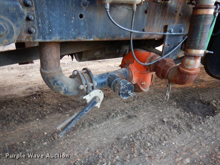 image for item DJ6049 1995 GMC TopKick  water truck