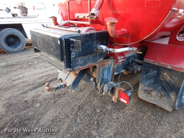 image for item DJ6049 1995 GMC TopKick  water truck