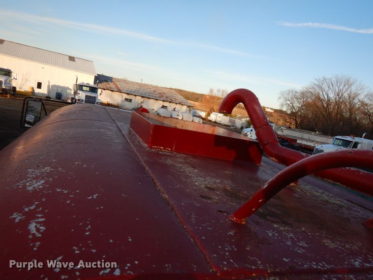 image for item DJ6049 1995 GMC TopKick  water truck