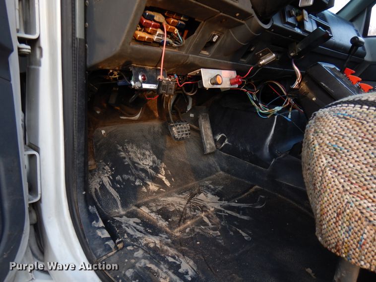 image for item DJ6049 1995 GMC TopKick  water truck