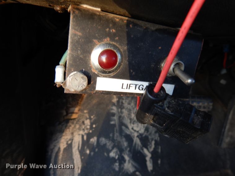 image for item DJ6049 1995 GMC TopKick  water truck