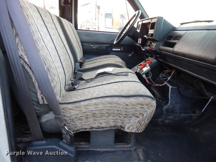 image for item DJ6049 1995 GMC TopKick  water truck