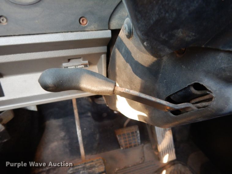 image for item DJ7286 2000 Mack CH600GK  semi truck