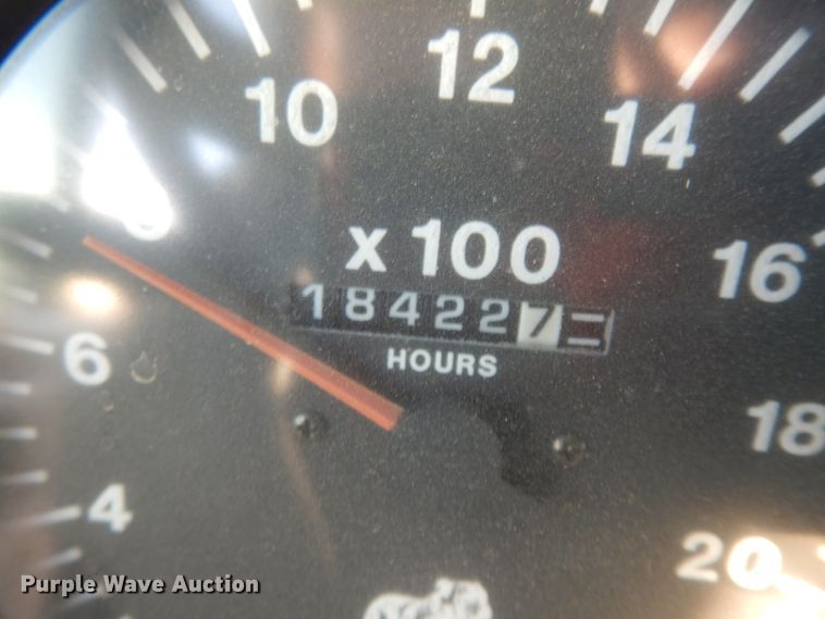 image for item DJ7286 2000 Mack CH600GK  semi truck