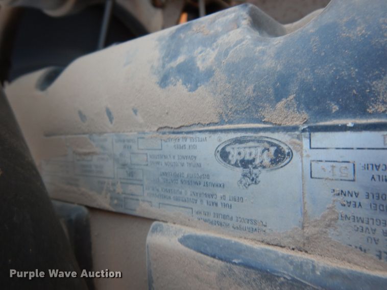 image for item DJ7286 2000 Mack CH600GK  semi truck