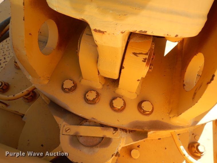 image for item DJ8164 Dresser 150A  crane