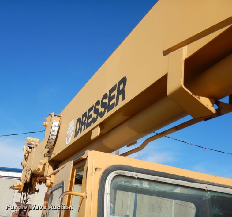 image for item DJ8164 Dresser 150A  crane