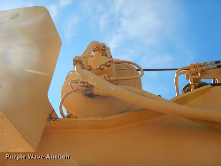 image for item DJ8164 Dresser 150A  crane