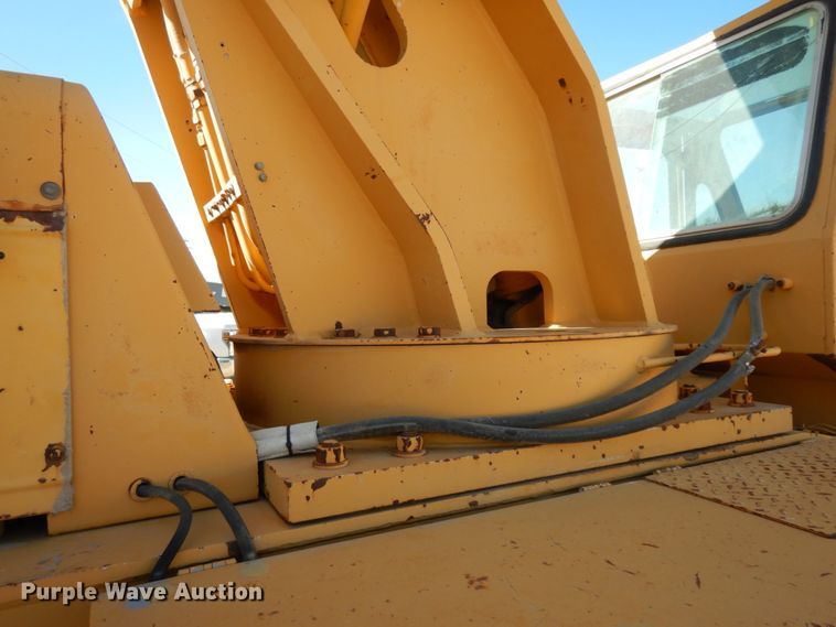 image for item DJ8164 Dresser 150A  crane