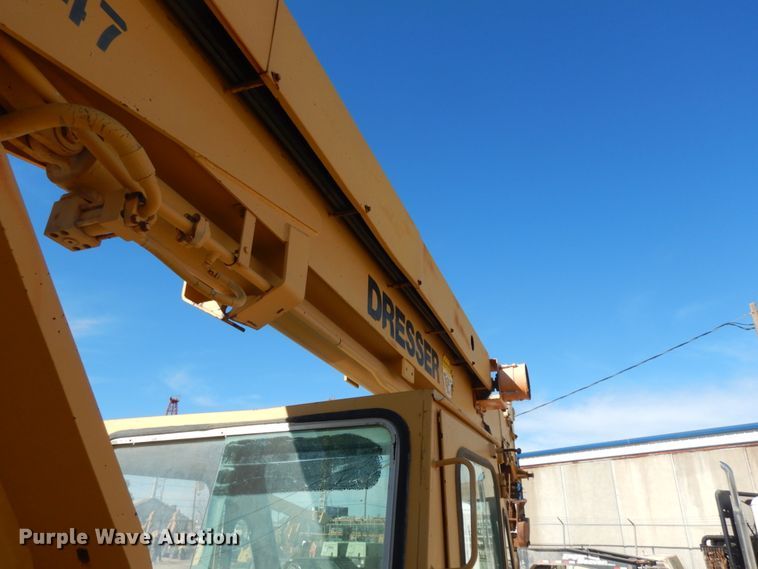 image for item DJ8164 Dresser 150A  crane