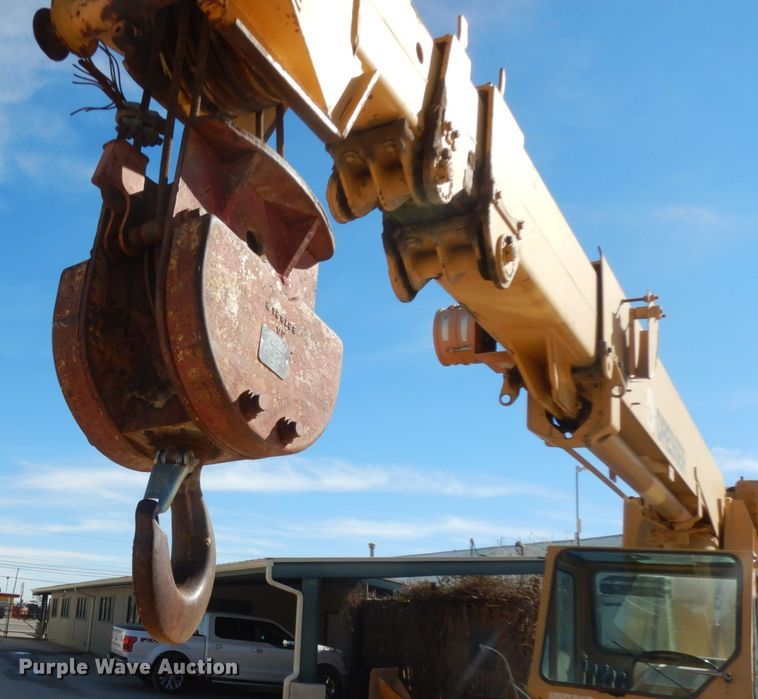 image for item DJ8164 Dresser 150A  crane