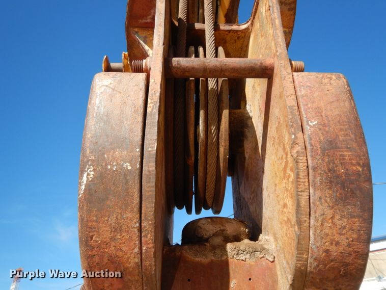 image for item DJ8164 Dresser 150A  crane