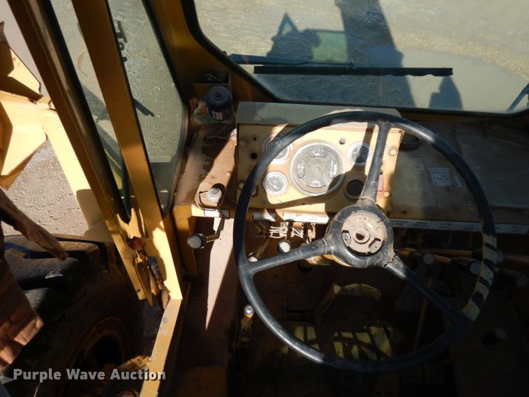 image for item DJ8165 1969 Galion 150A  crane