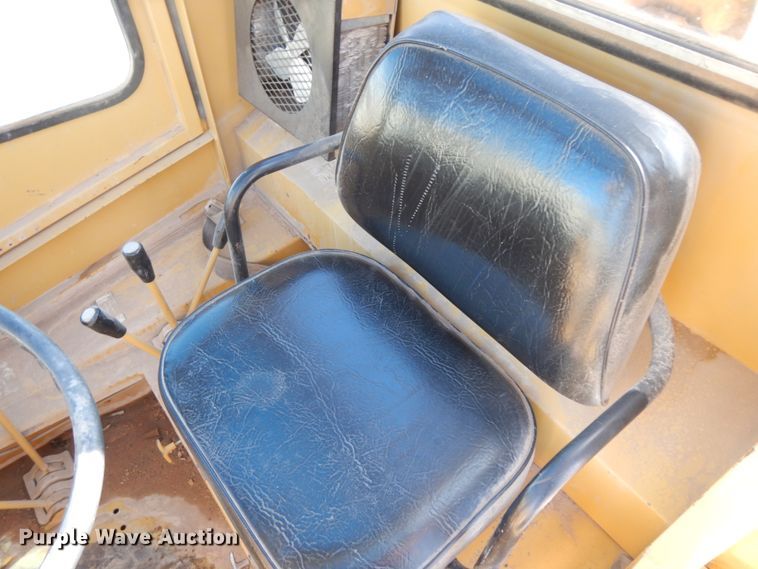 image for item DJ8165 1969 Galion 150A  crane