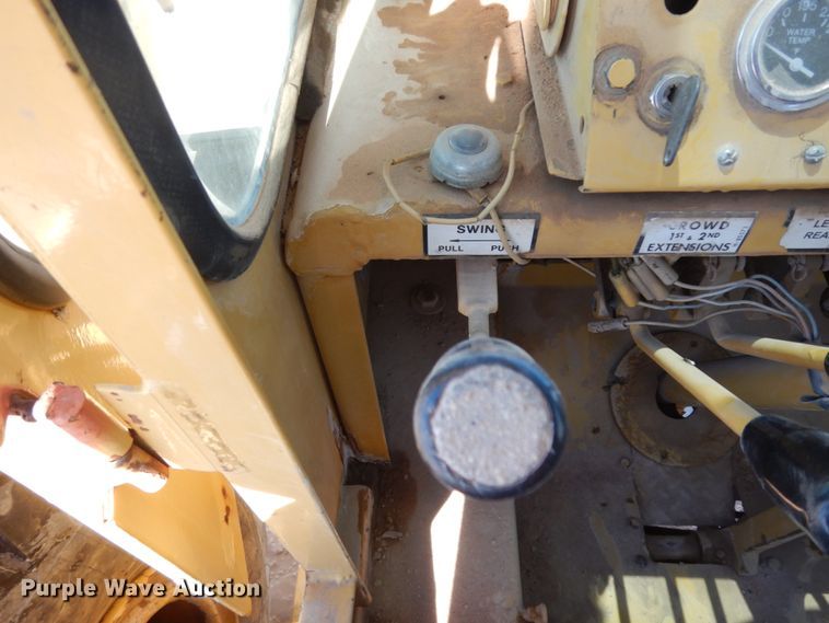 image for item DJ8165 1969 Galion 150A  crane