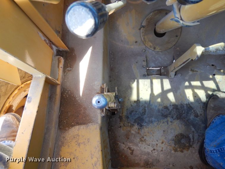 image for item DJ8165 1969 Galion 150A  crane