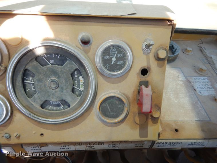 image for item DJ8165 1969 Galion 150A  crane