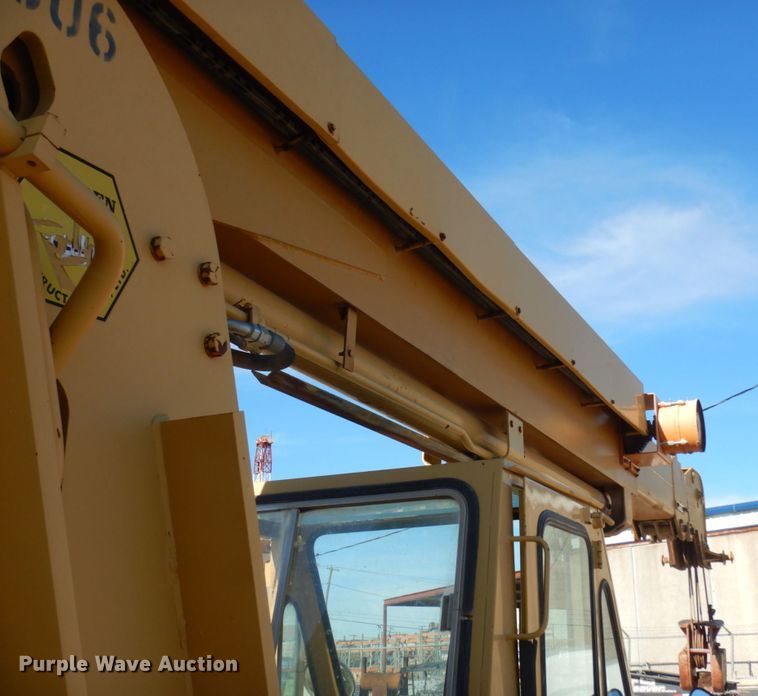 image for item DJ8165 1969 Galion 150A  crane