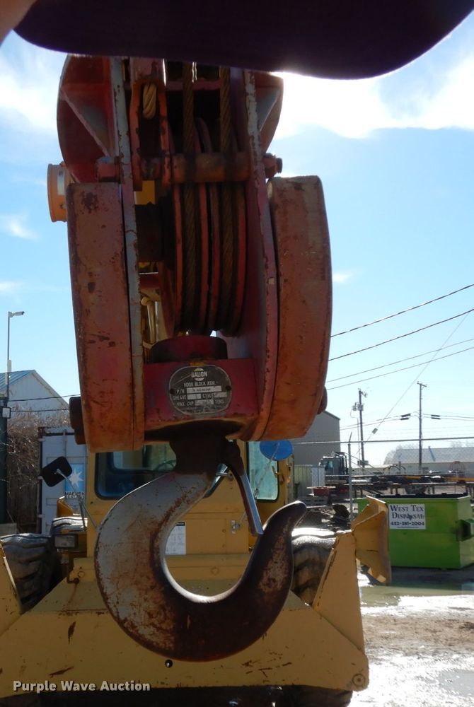 image for item DJ8165 1969 Galion 150A  crane