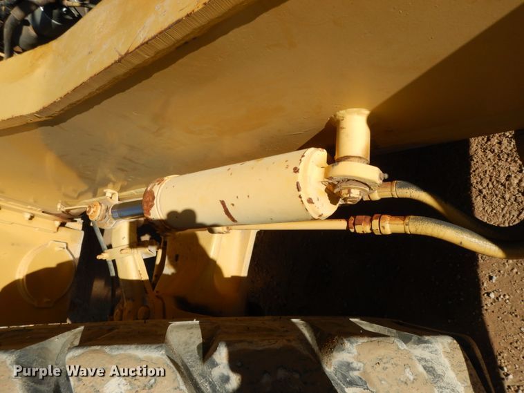 image for item DJ8165 1969 Galion 150A  crane