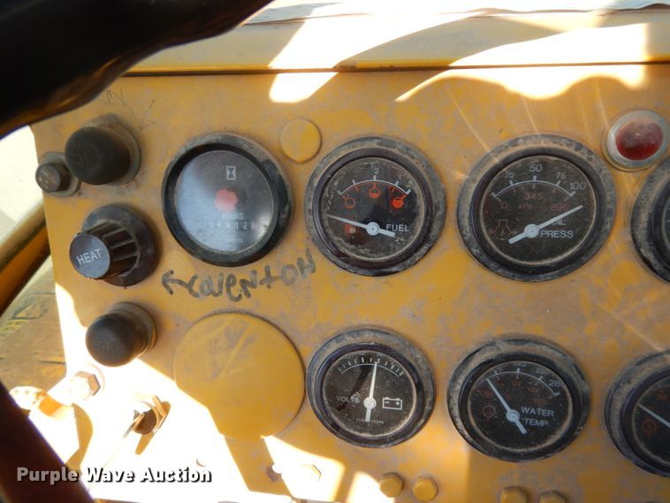 image for item DJ8166 1971 Galion 150A  crane