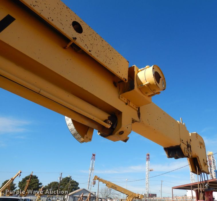 image for item DJ8166 1971 Galion 150A  crane