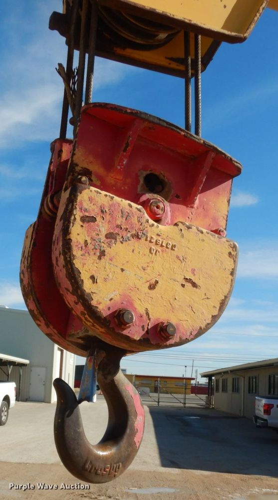 image for item DJ8166 1971 Galion 150A  crane