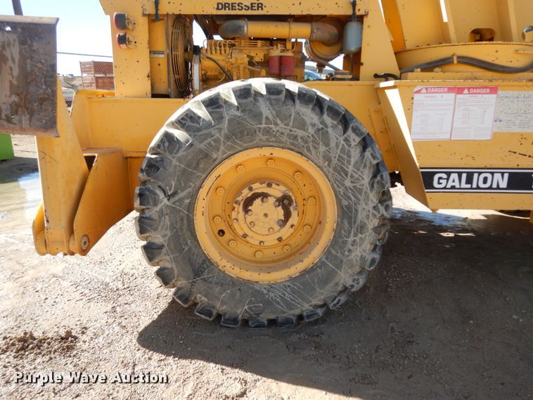 image for item DJ8166 1971 Galion 150A  crane