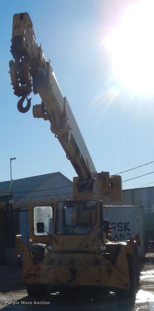 image for item DJ8167 Dresser 150A  crane