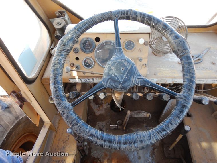 image for item DJ8167 Dresser 150A  crane