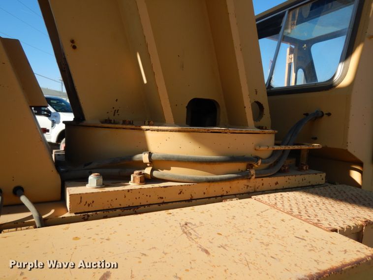 image for item DJ8167 Dresser 150A  crane