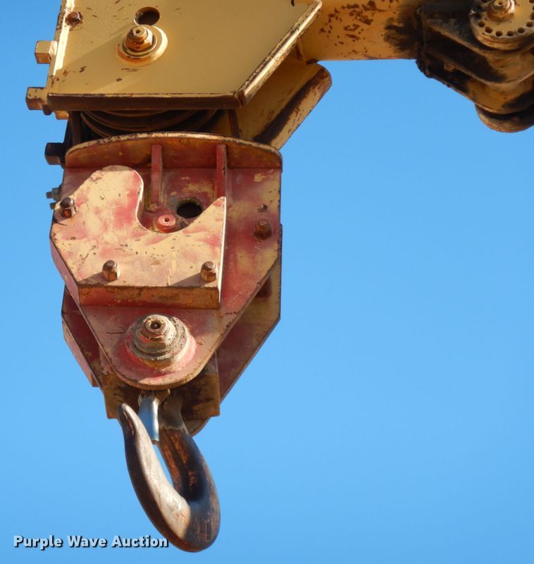 image for item DJ8167 Dresser 150A  crane