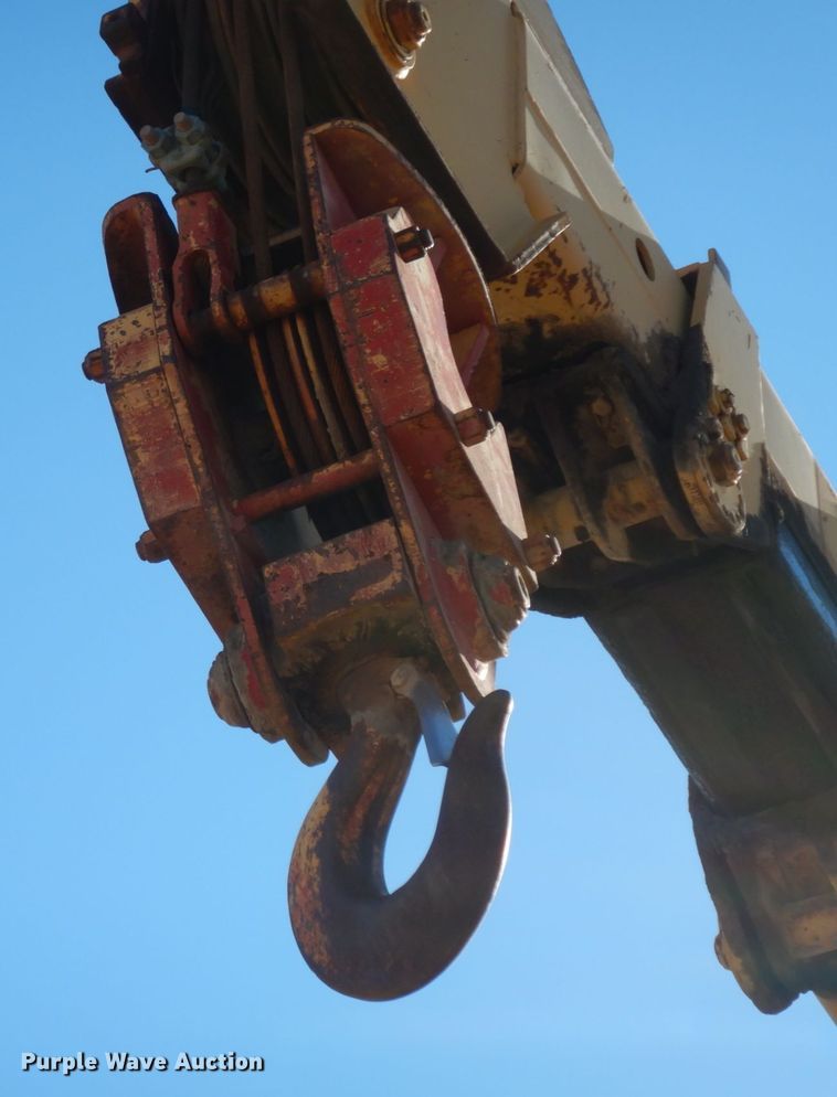 image for item DJ8167 Dresser 150A  crane