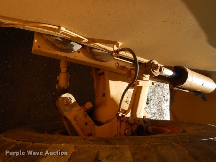 image for item DJ8167 Dresser 150A  crane