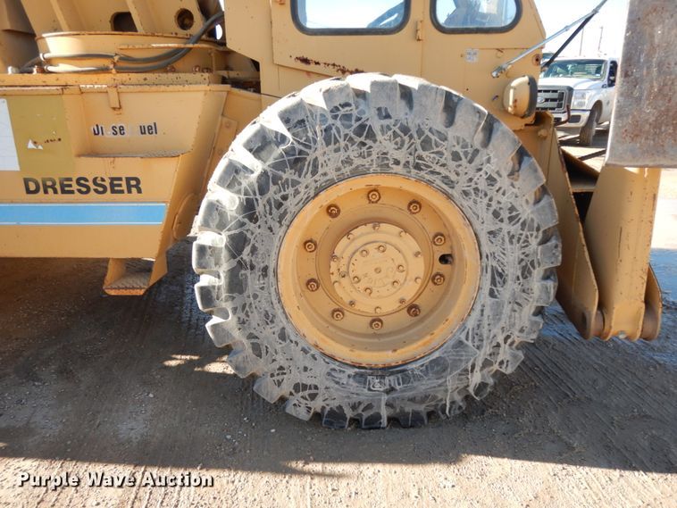 image for item DJ8167 Dresser 150A  crane