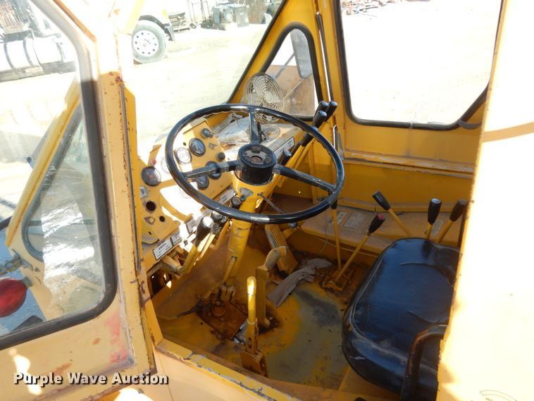 image for item DJ8168 Galion 150A  crane