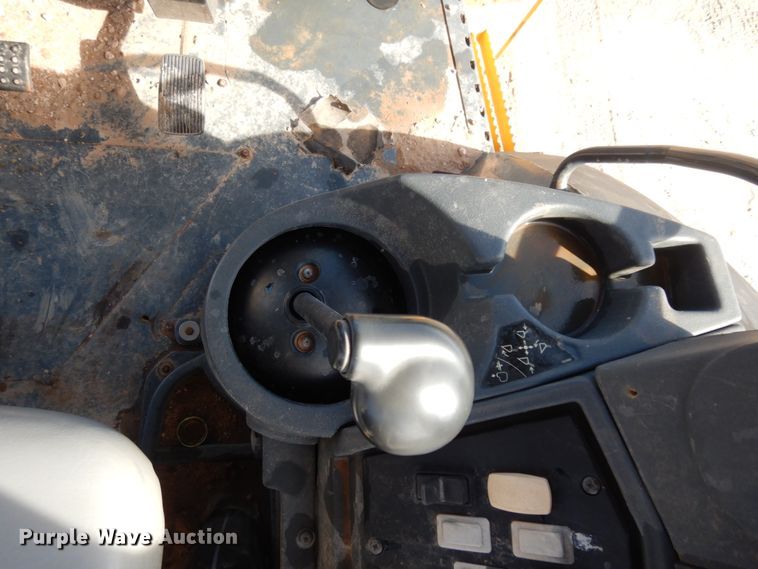 image for item DJ8169 2008 John Deere 310J  backhoe