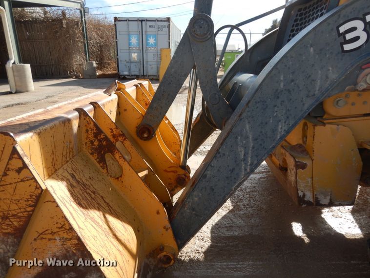 image for item DJ8169 2008 John Deere 310J  backhoe