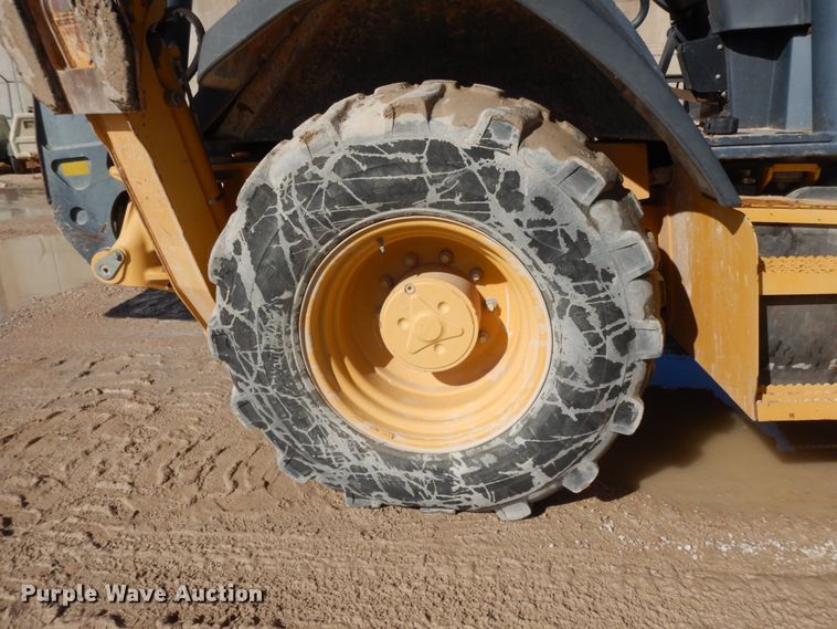 image for item DJ8169 2008 John Deere 310J  backhoe