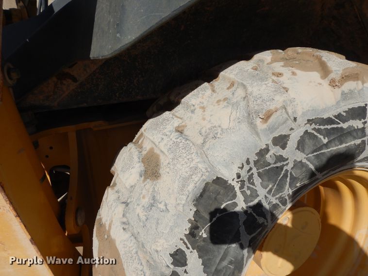 image for item DJ8169 2008 John Deere 310J  backhoe