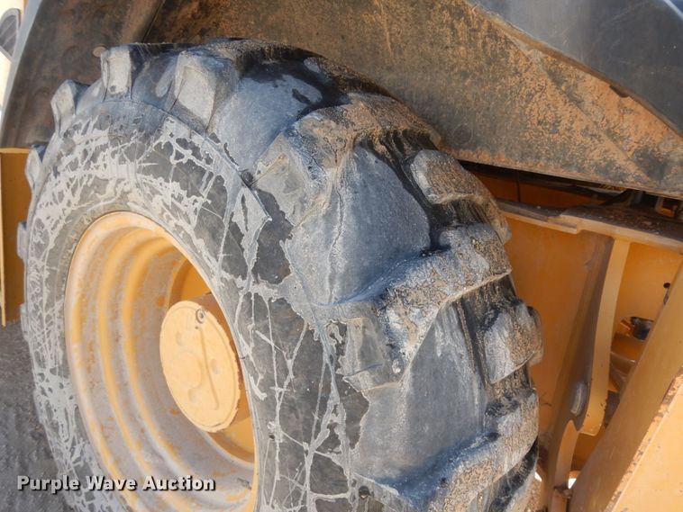 image for item DJ8169 2008 John Deere 310J  backhoe