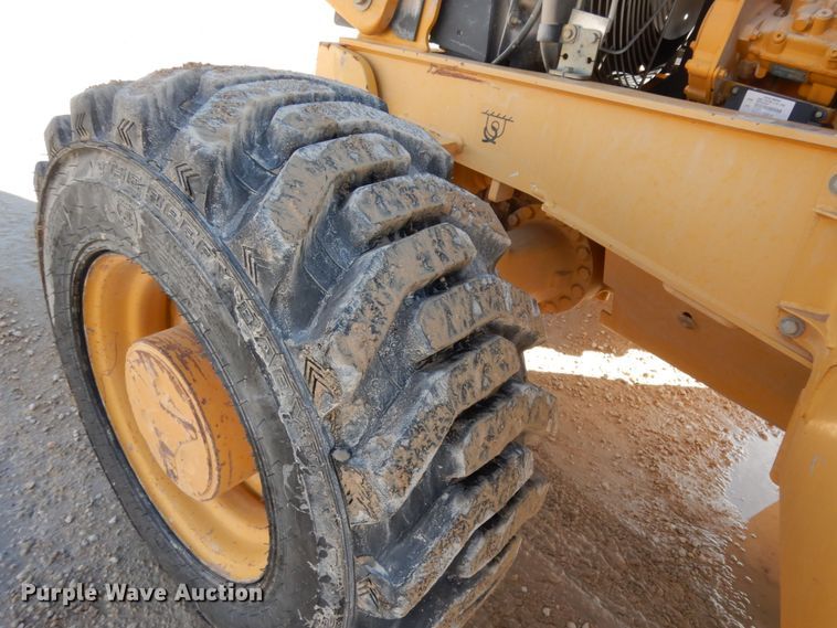 image for item DJ8169 2008 John Deere 310J  backhoe