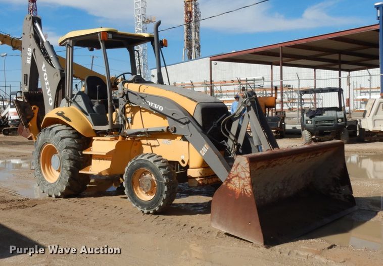 image for item DJ8170 2005 Volvo BL60  backhoe