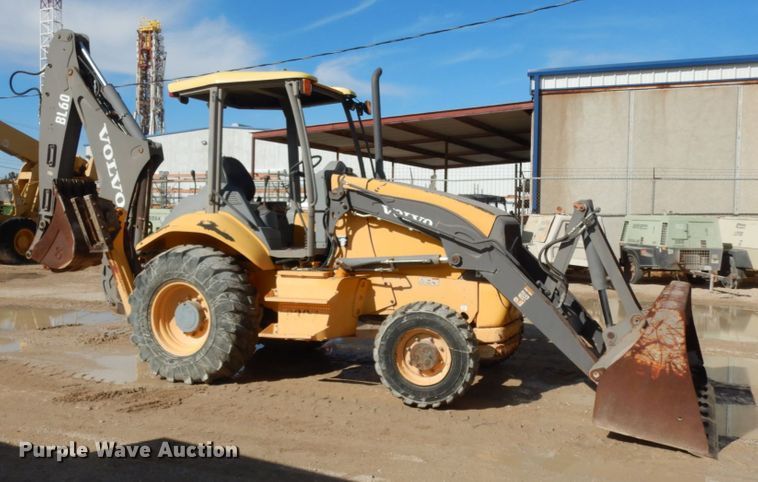 image for item DJ8170 2005 Volvo BL60  backhoe